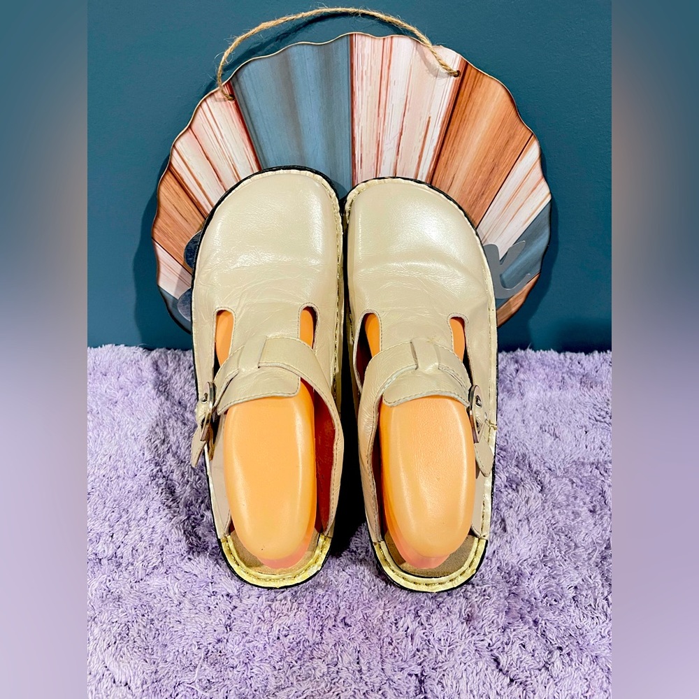 Algeria PG Lite ALG 120 Womens Ivory Color Patent Leather Clogs EU40/US9.5-10